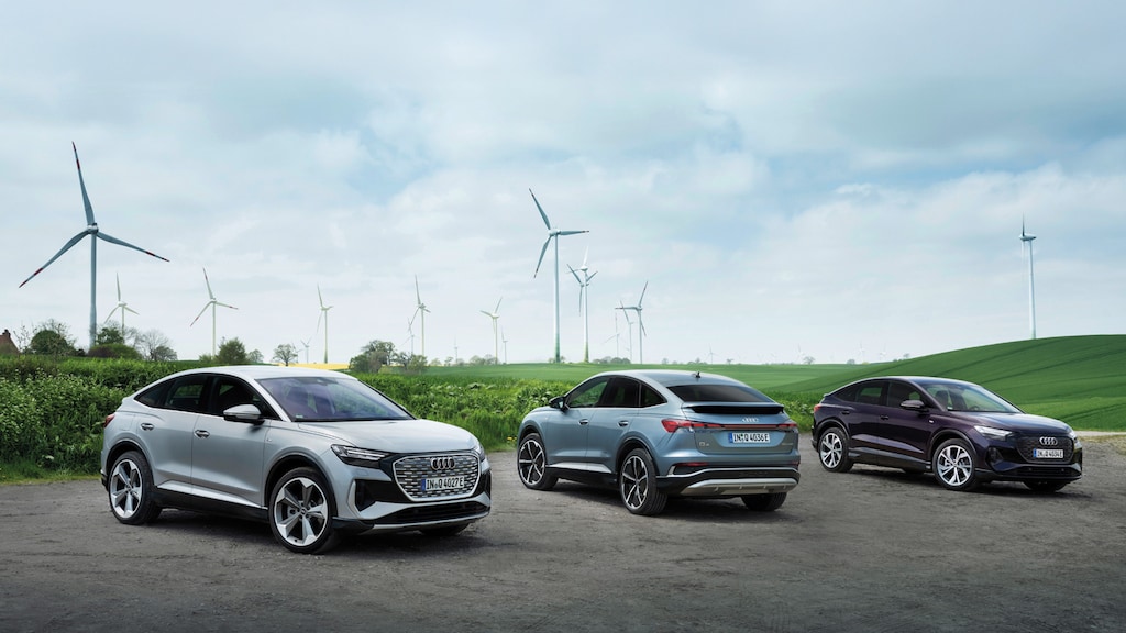 audi lease cars lined up